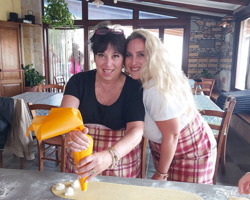 Cooking classes Agerola: Cooking class with fresh pasta, tiramisu and local wine.