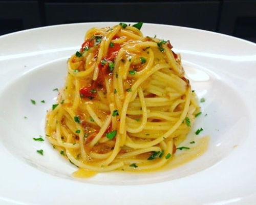Food experiences Golfo Aranci: Mediterranean flavors of Sardinia on your plate